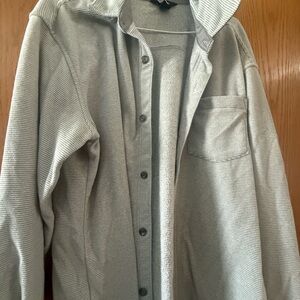 Eddie Bauer Light Gray Button-Front Shirt Jacket